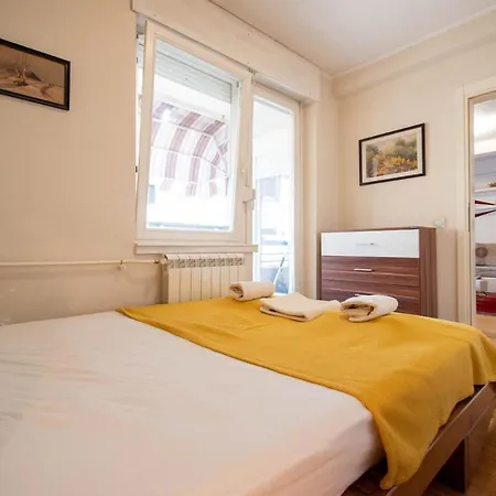 Tropicana - Spacious On Great Location