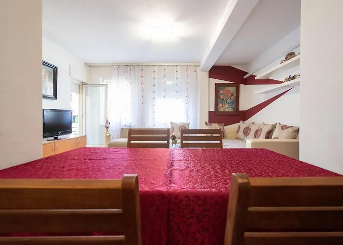 Apartamento Tropicana - Spacious On Great Location